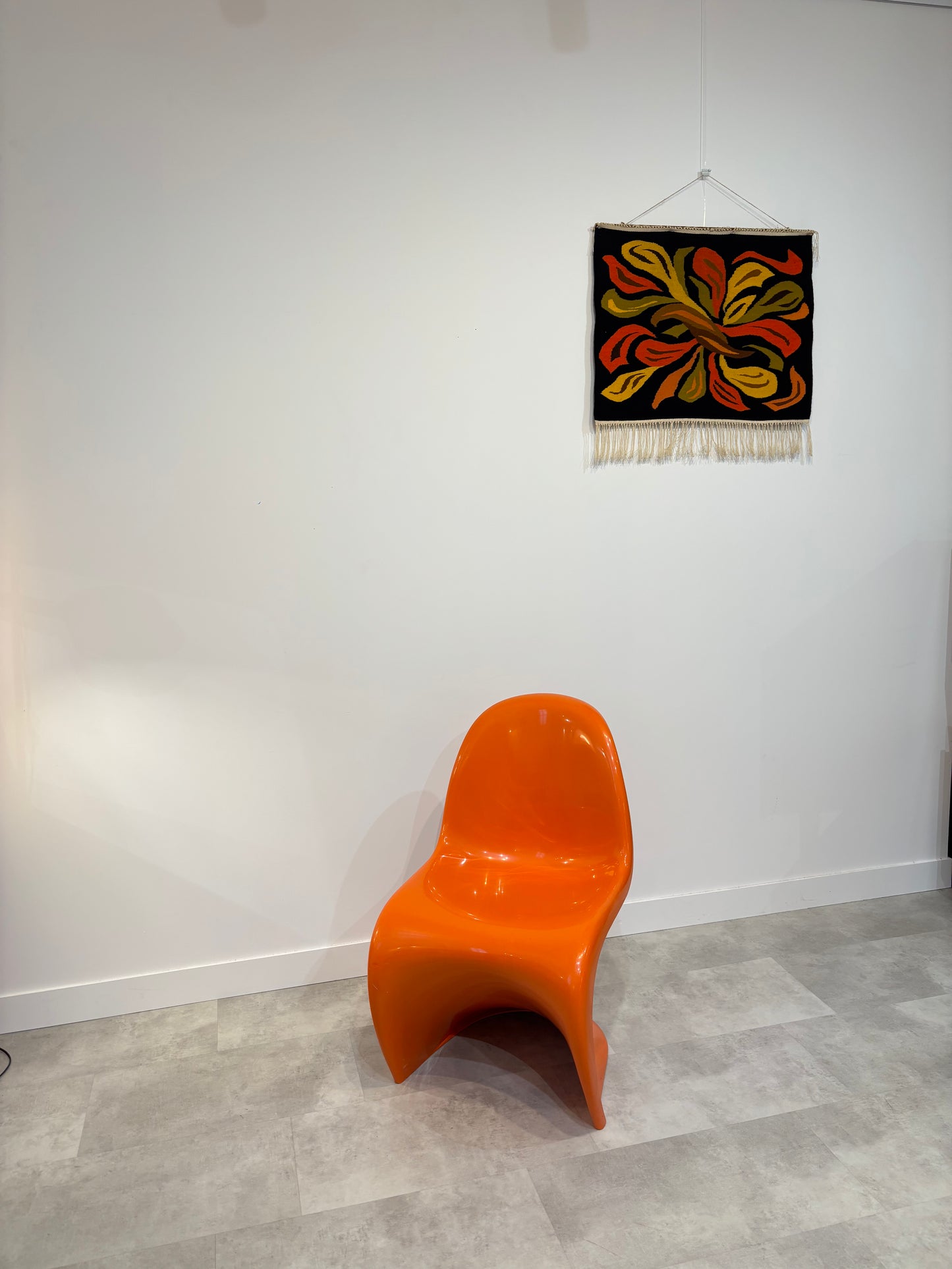 Chaise emblématique de Verner Panton pour HERMAN MILLER