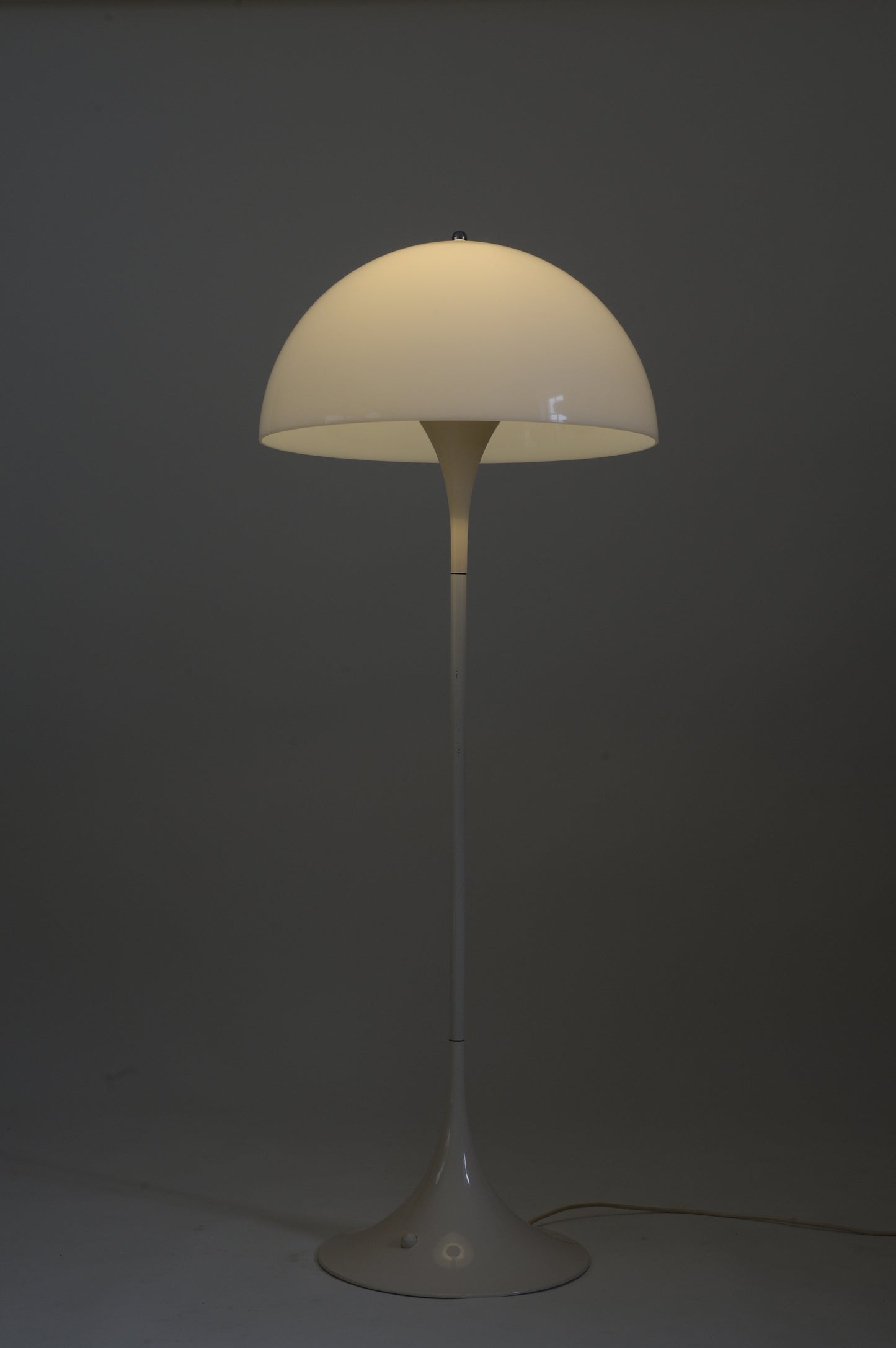 Lampadaire Panthela Par Verner Panton