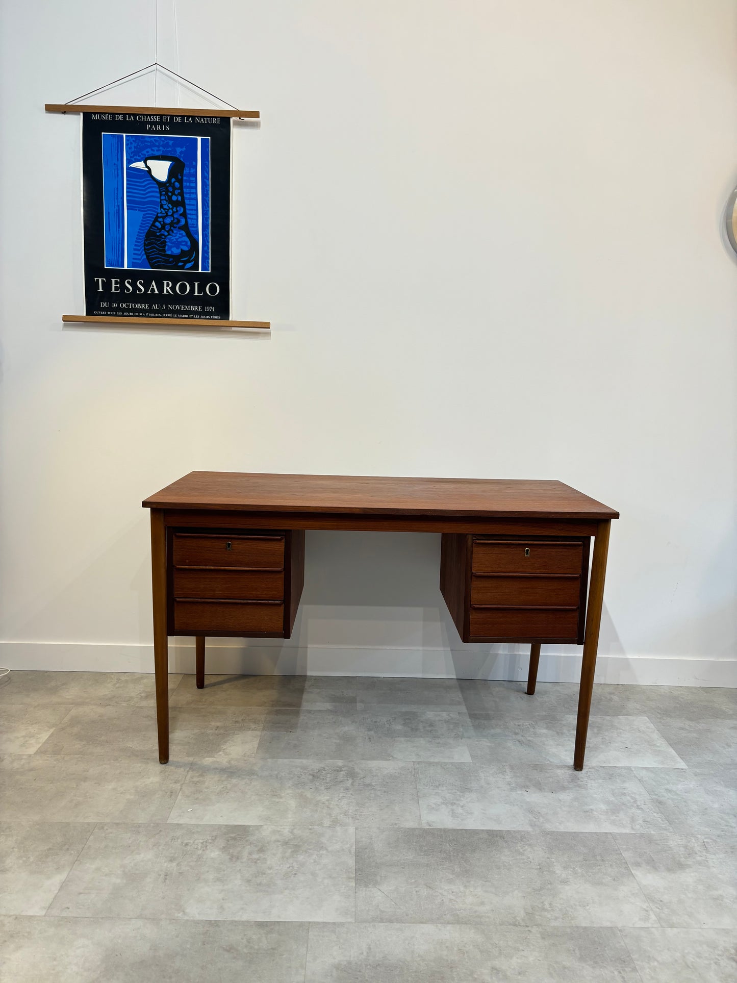 Bureau scandinave en Teck